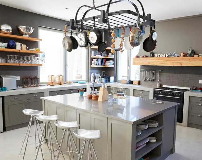 Why Hiring a Kitchen Specialist in Malaysia Makes All the Difference