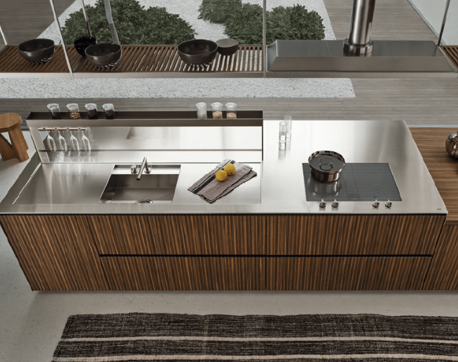 Luxury Modern Kitchen Designs Explained: Comparing Standard, Classic, and Contemporary Styles