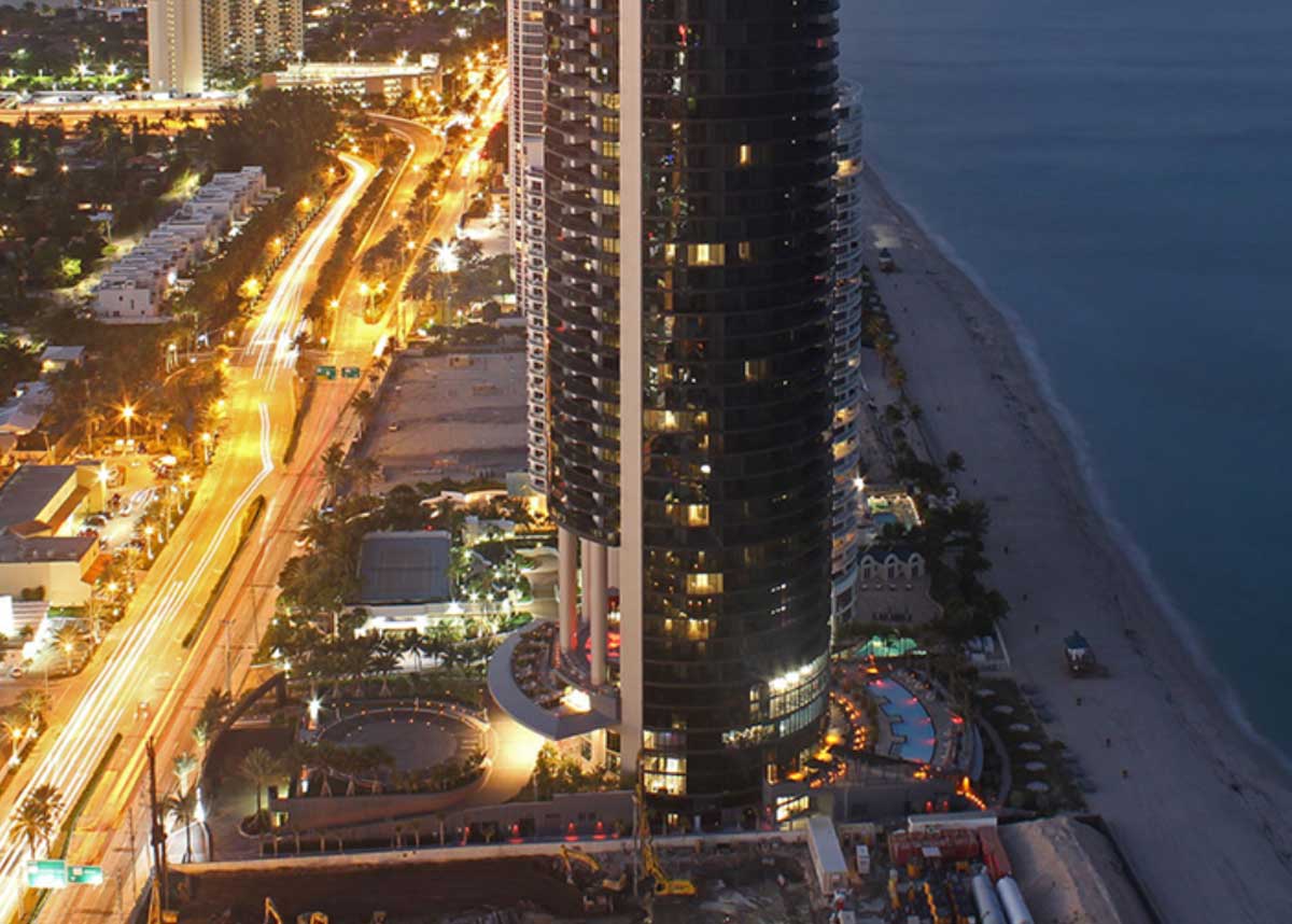 PORSCHE DESIGN TOWER